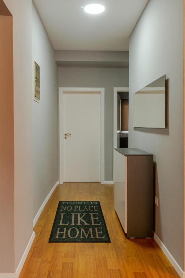 Parta Apartment Pristina Exterior foto